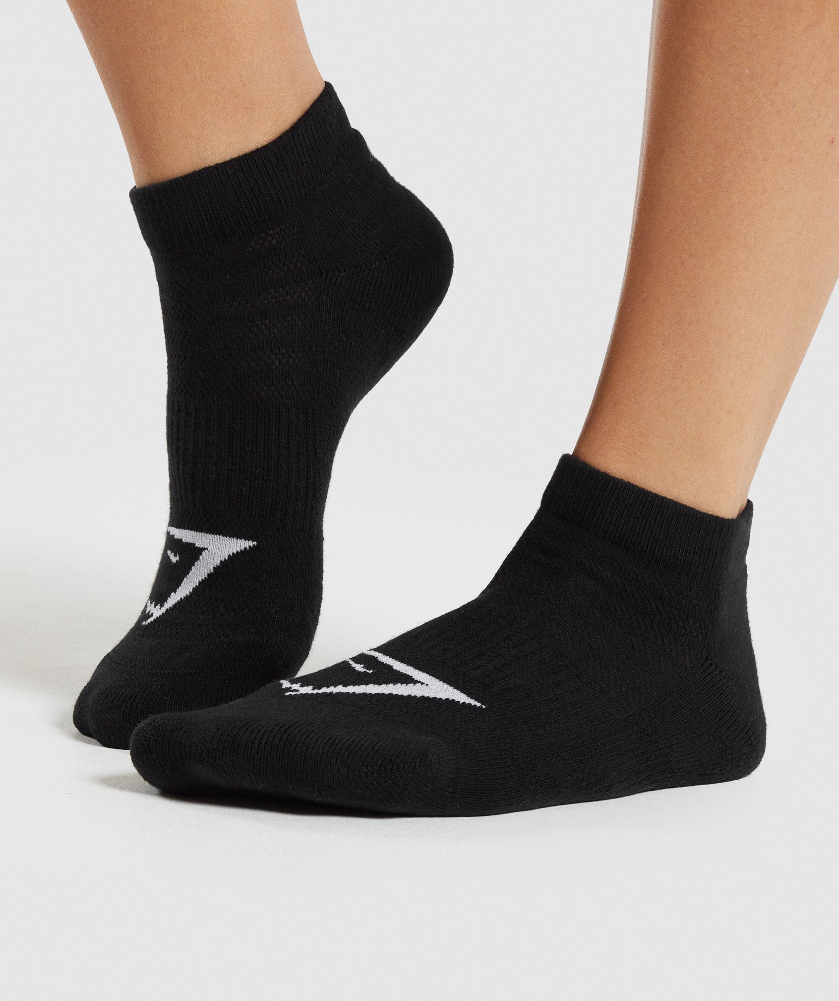 Black Men's Gymshark Ankle 3pk Socks | VASGKZ-249