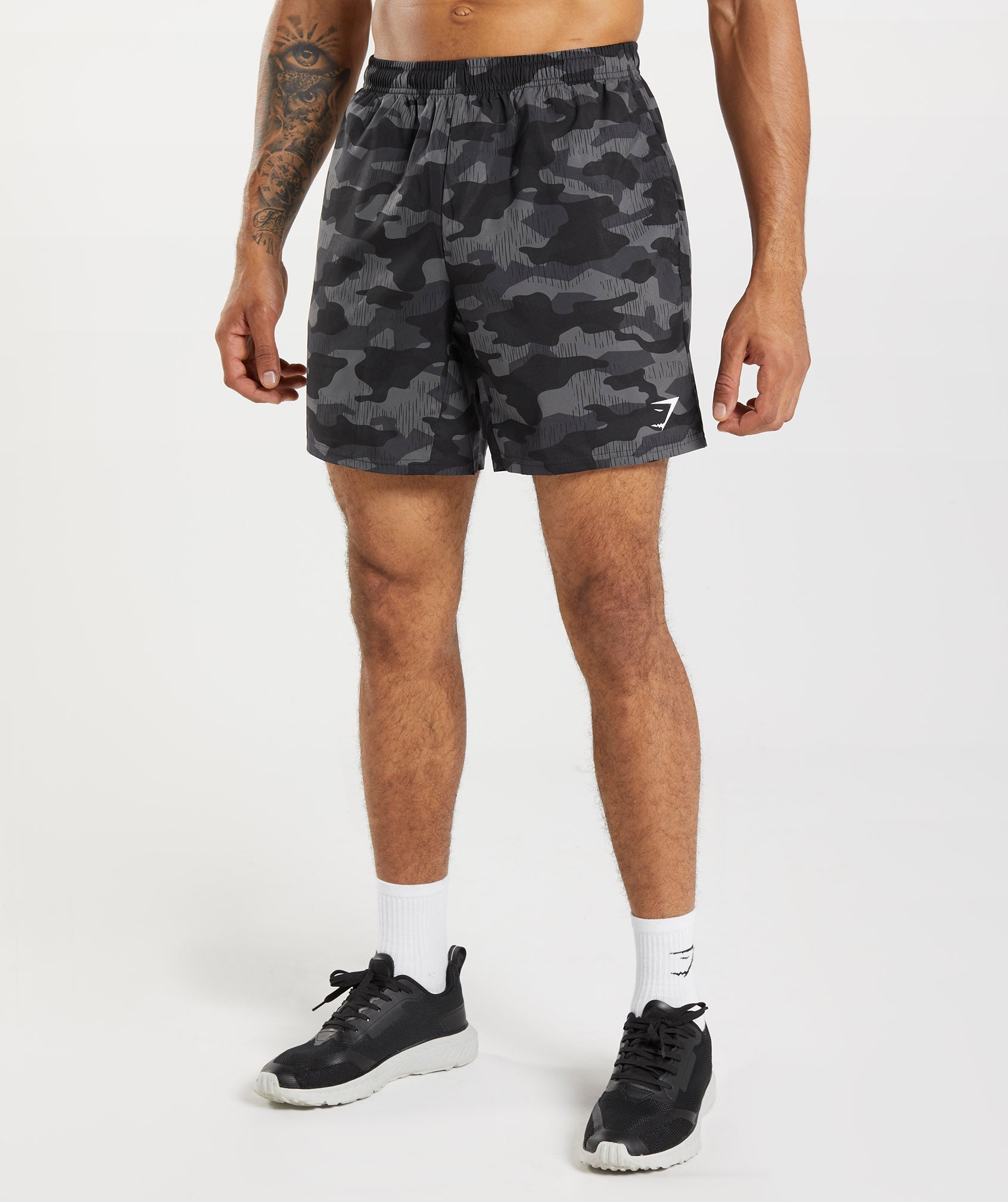 Deep Grey Men's Gymshark Arrival 7" Shorts | XDTEUN-702