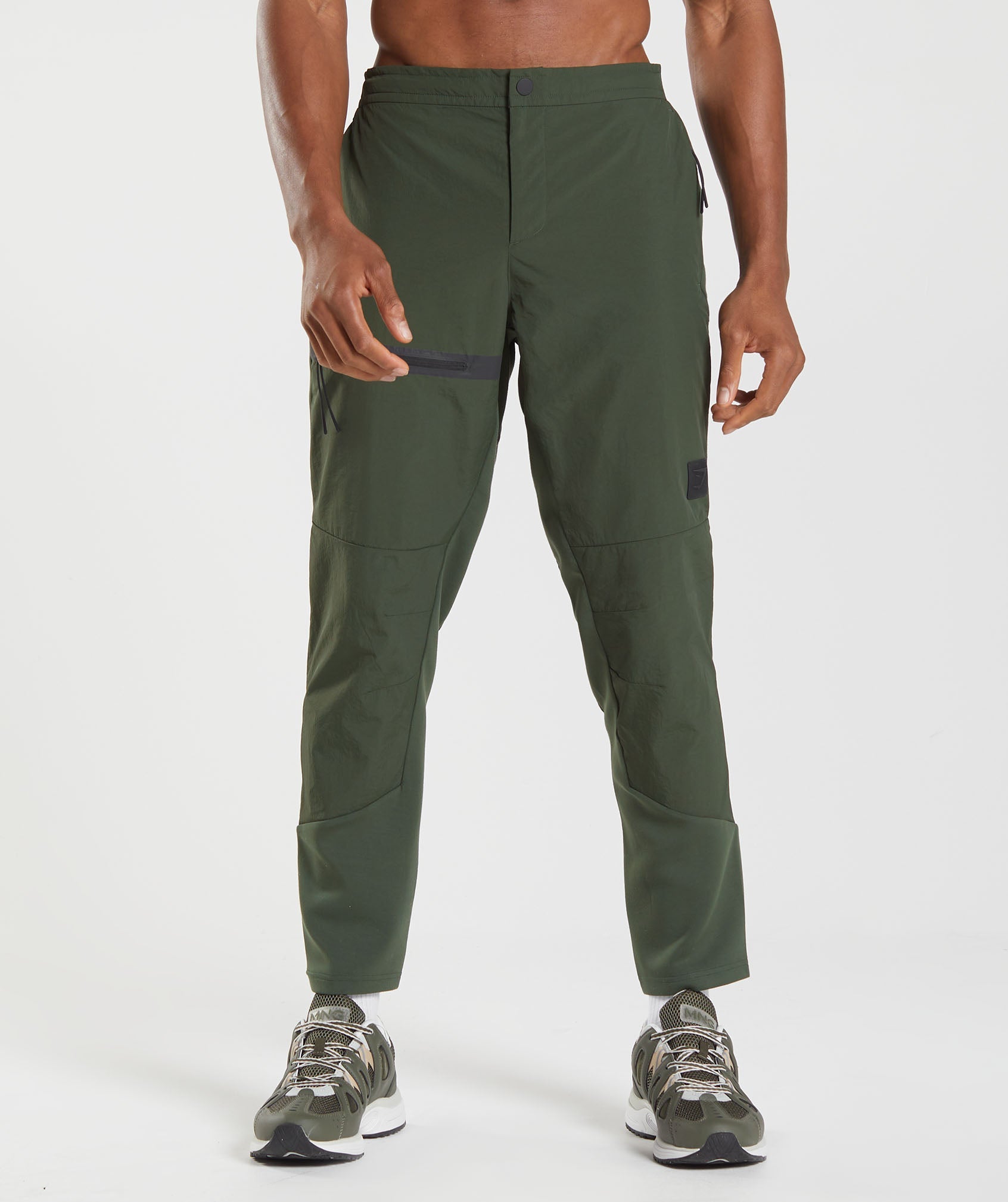 Olive Men's Gymshark Retake Woven Jogger | NCLYTF-938