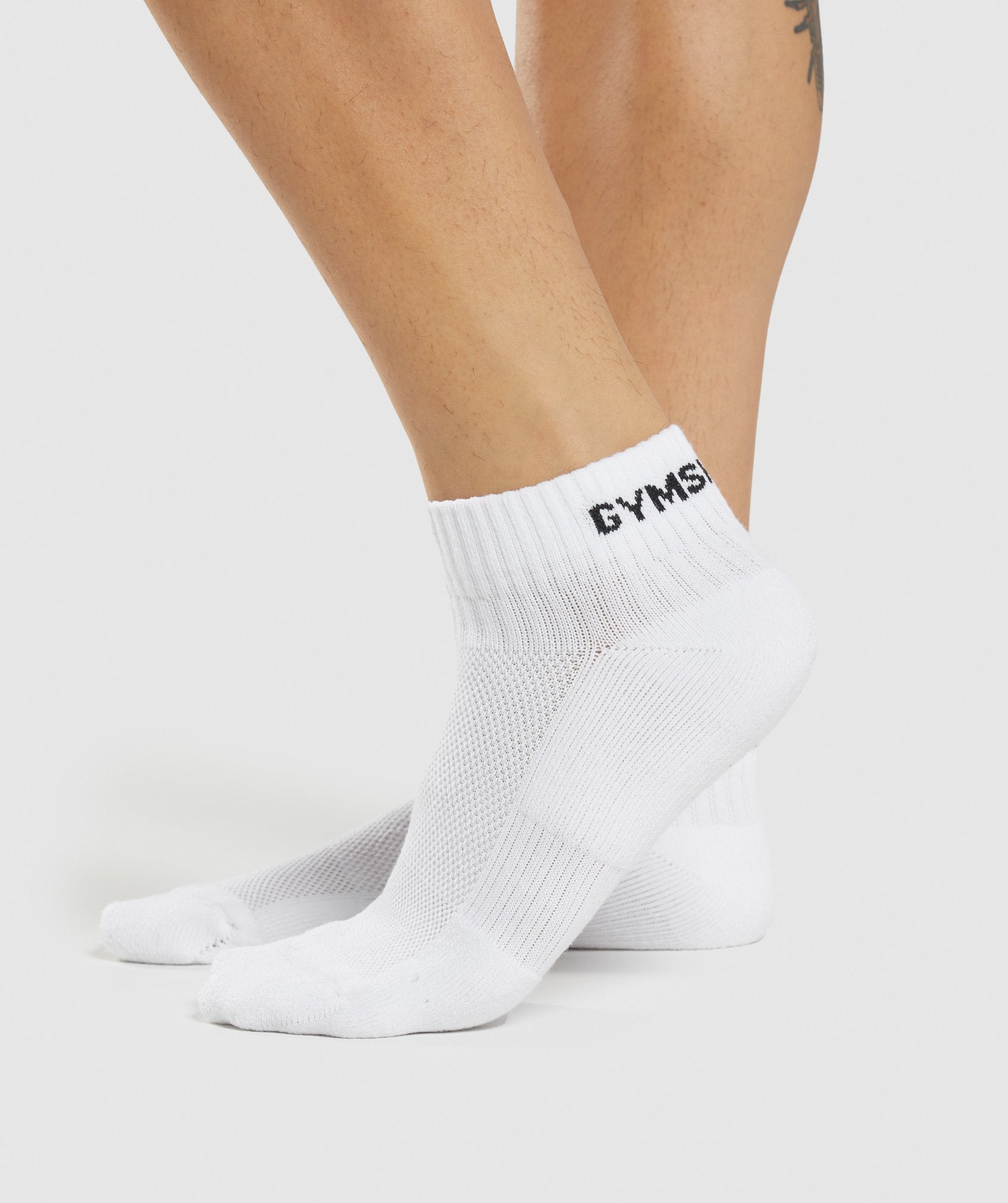 White Women's Gymshark Jacquard Quarter 3Pk Socks | OKXULP-648