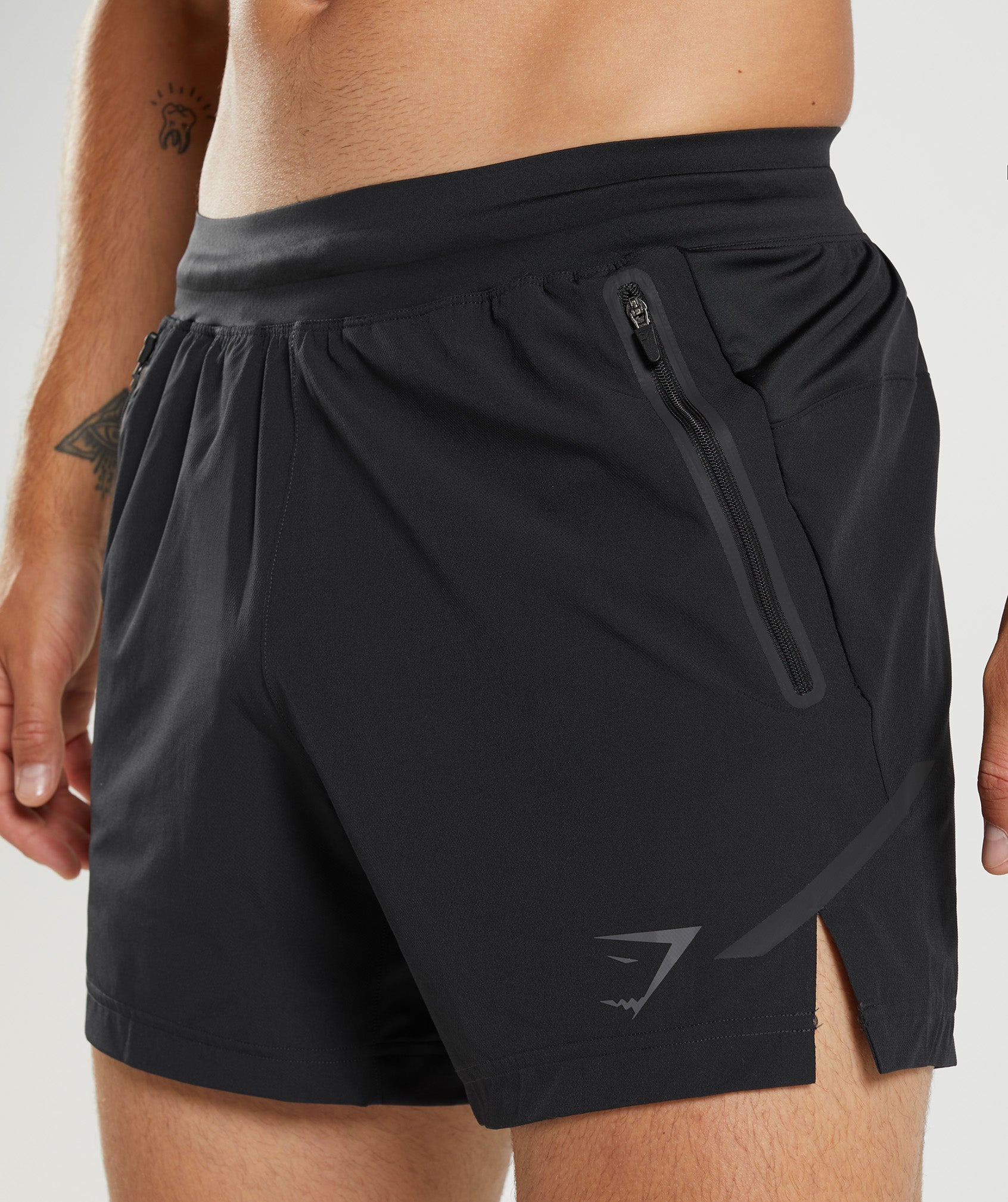 Black Men's Gymshark Apex 5