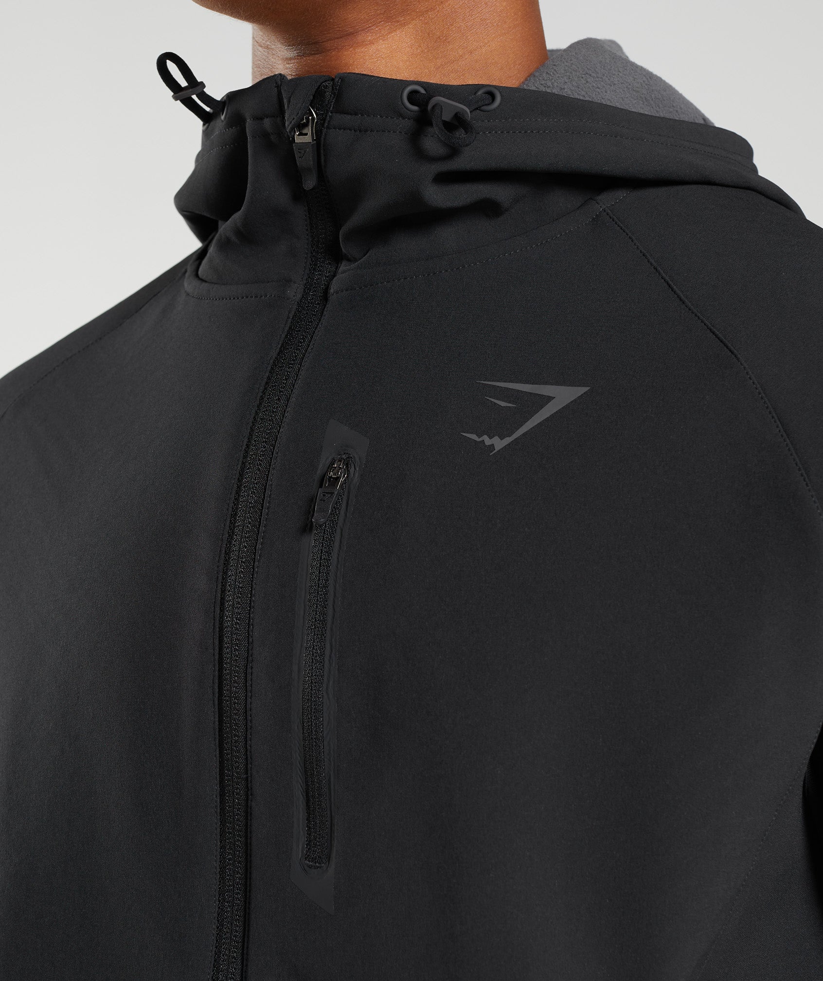 Black Men's Gymshark Apex Jackets | QYLJOE-862