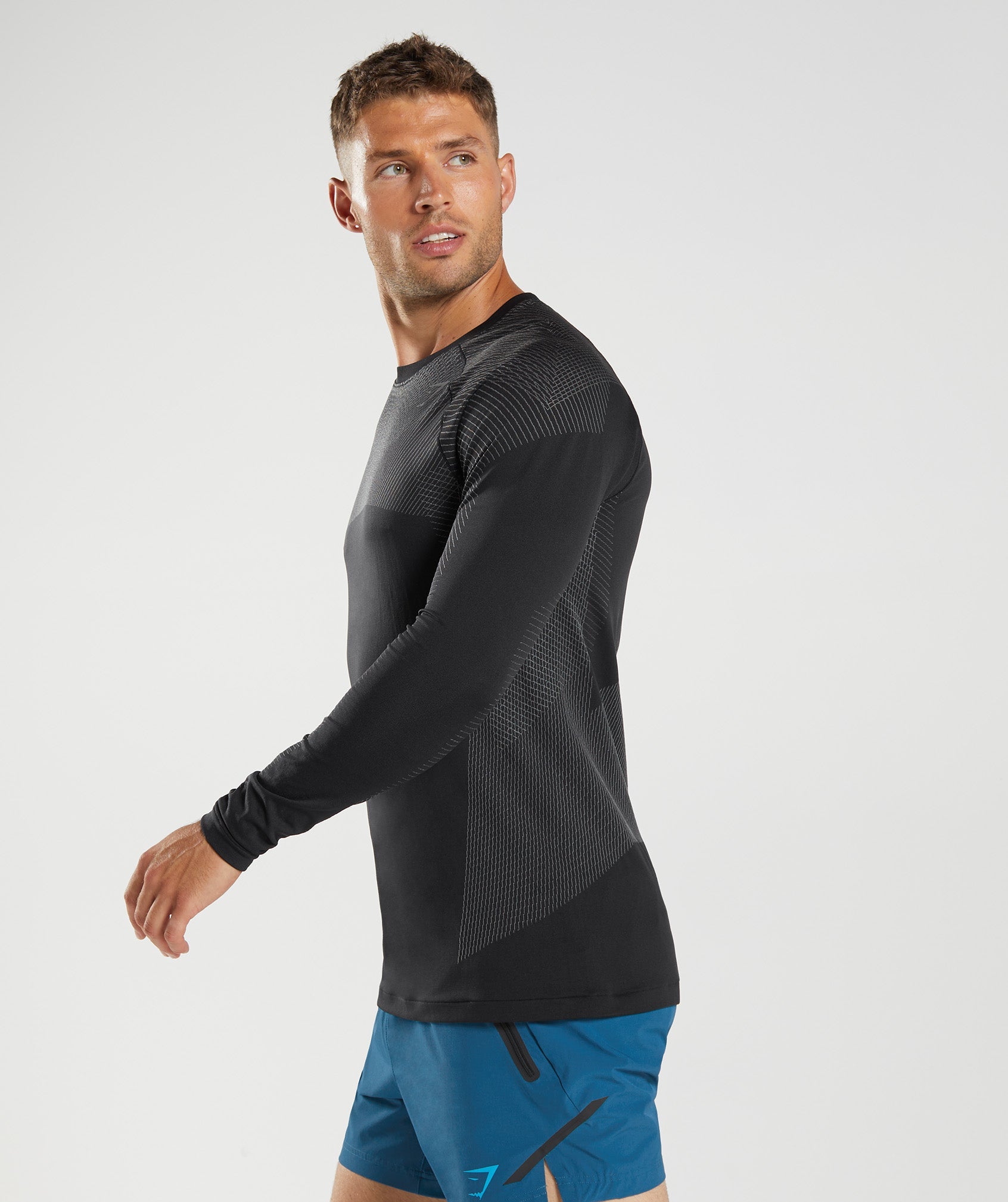 Black Men's Gymshark Apex Seamless Long Sleeve T Shirts | OHPRCW-079