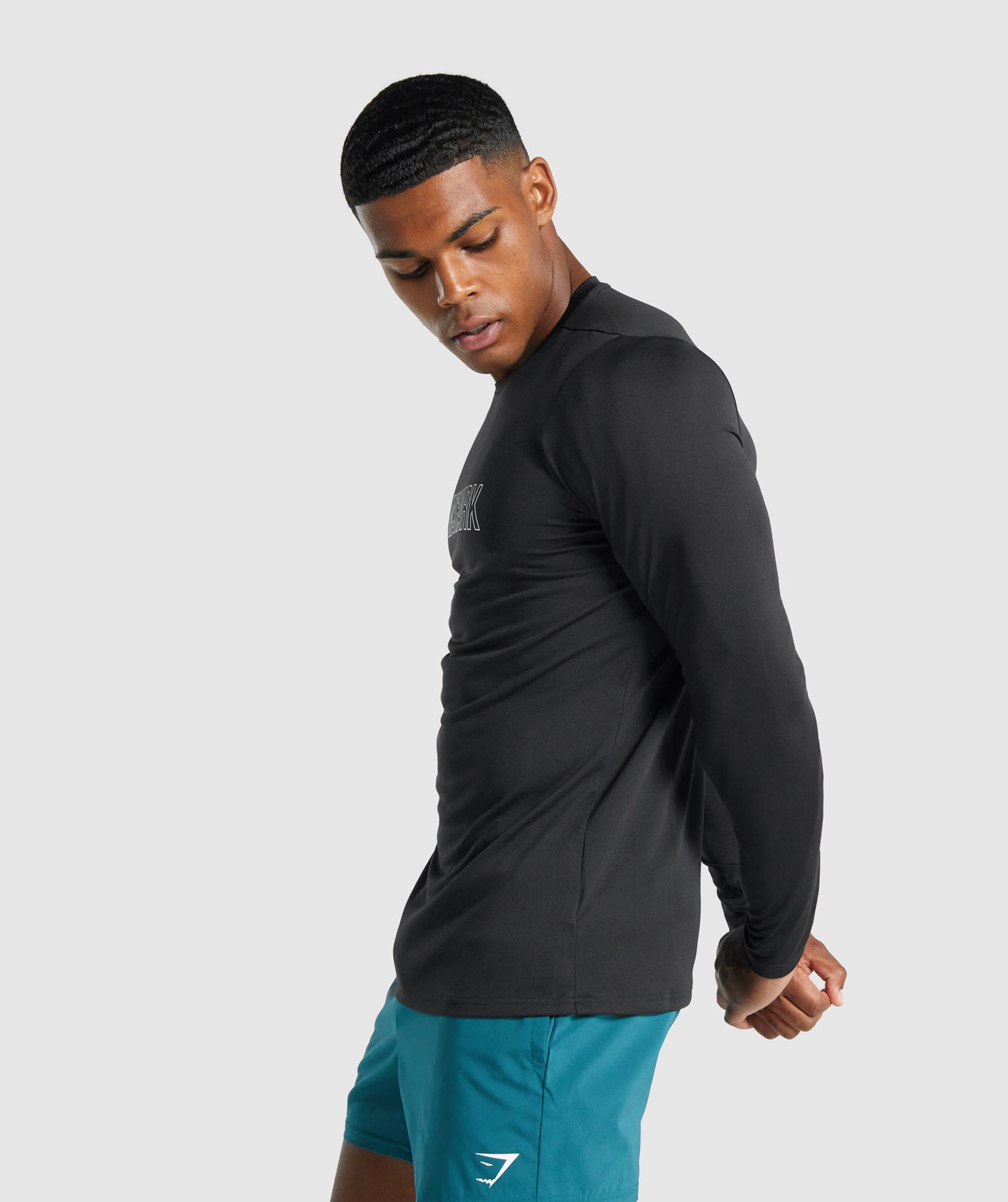 Black Men's Gymshark Arrival Long Sleeve Graphic T Shirts | BFUKLQ-180