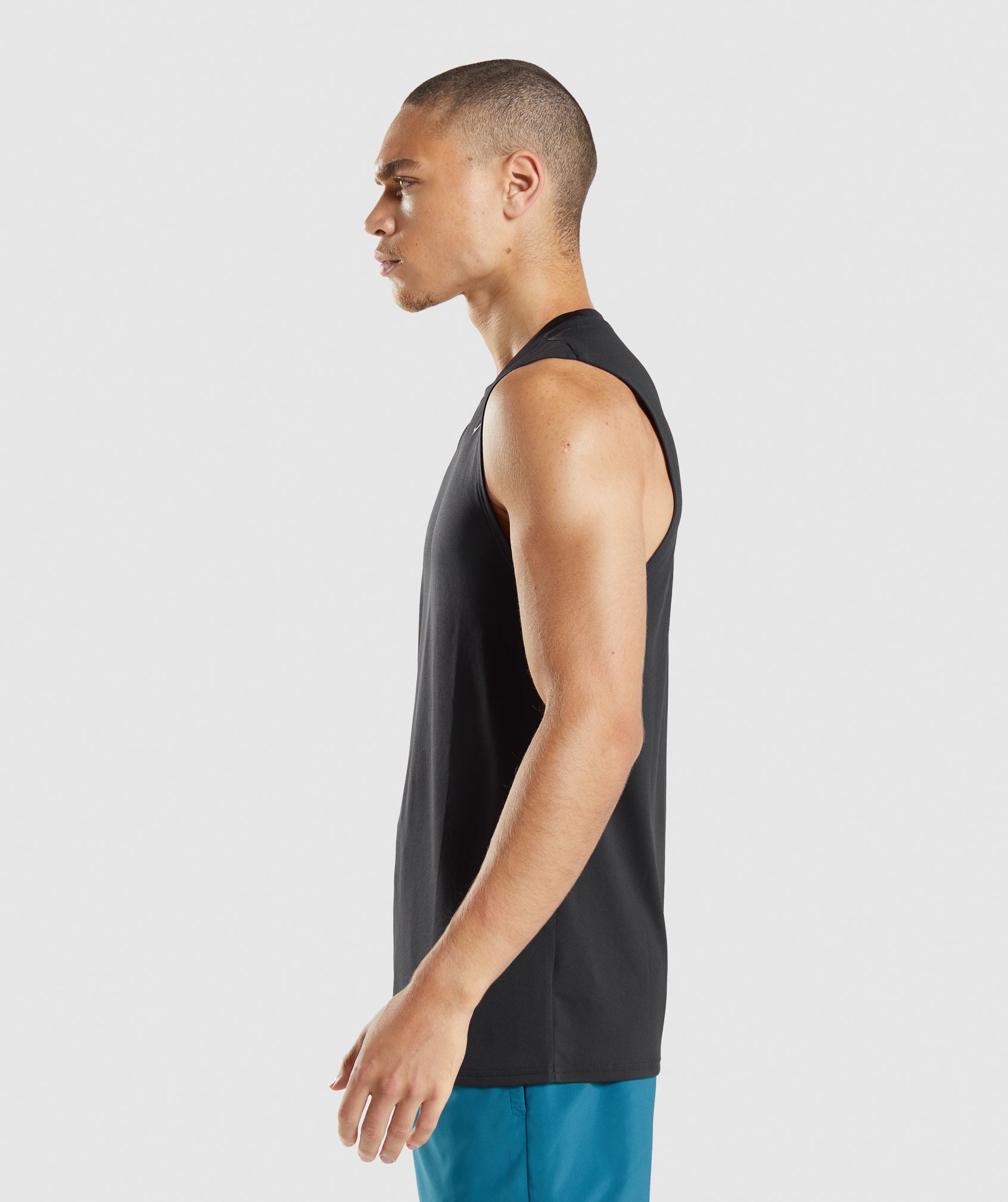 Black Men's Gymshark Arrival Sleeveless T Shirts | XFQLCV-413