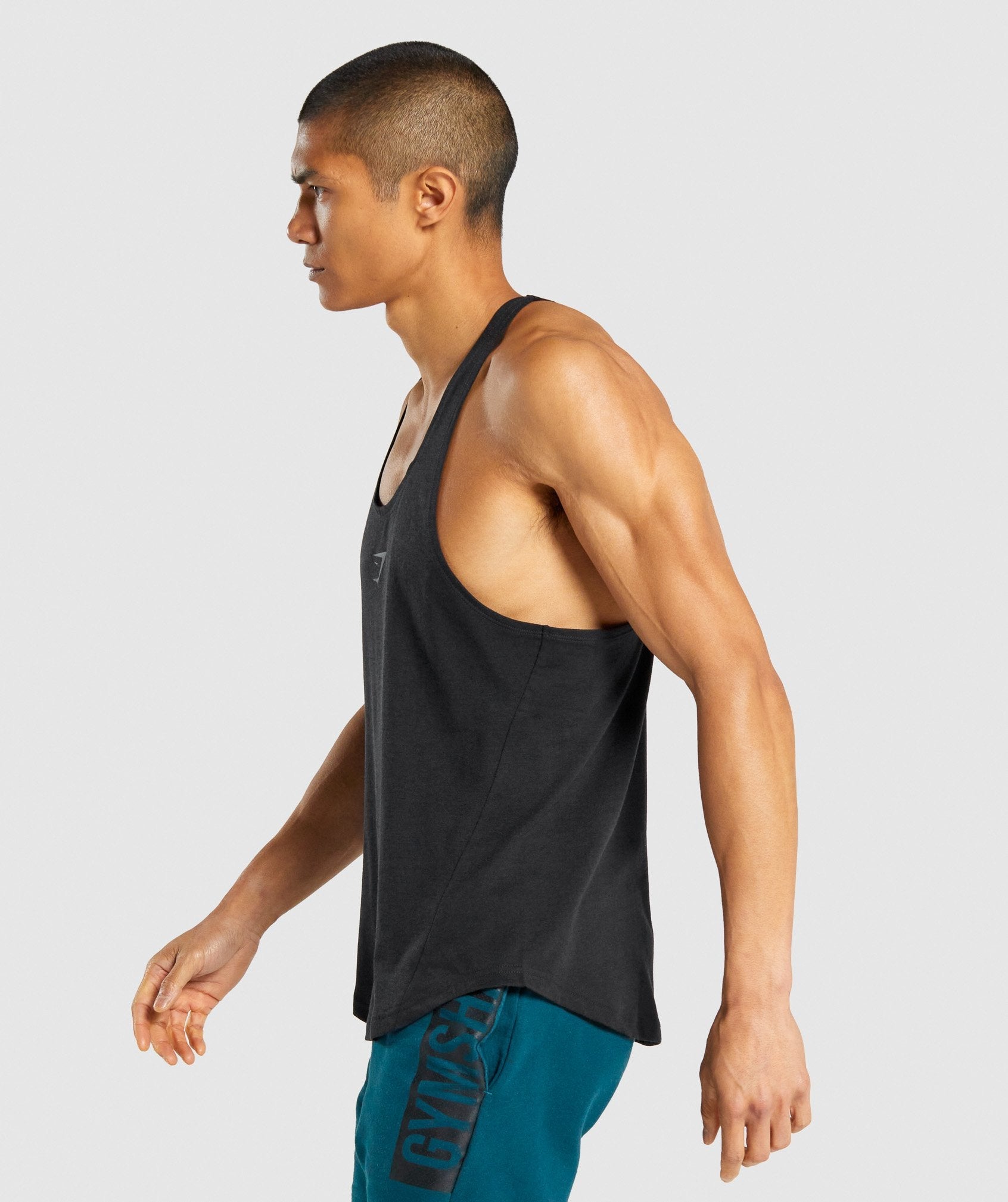 Black Men's Gymshark Bold Stringer Vest | LAVIBU-371