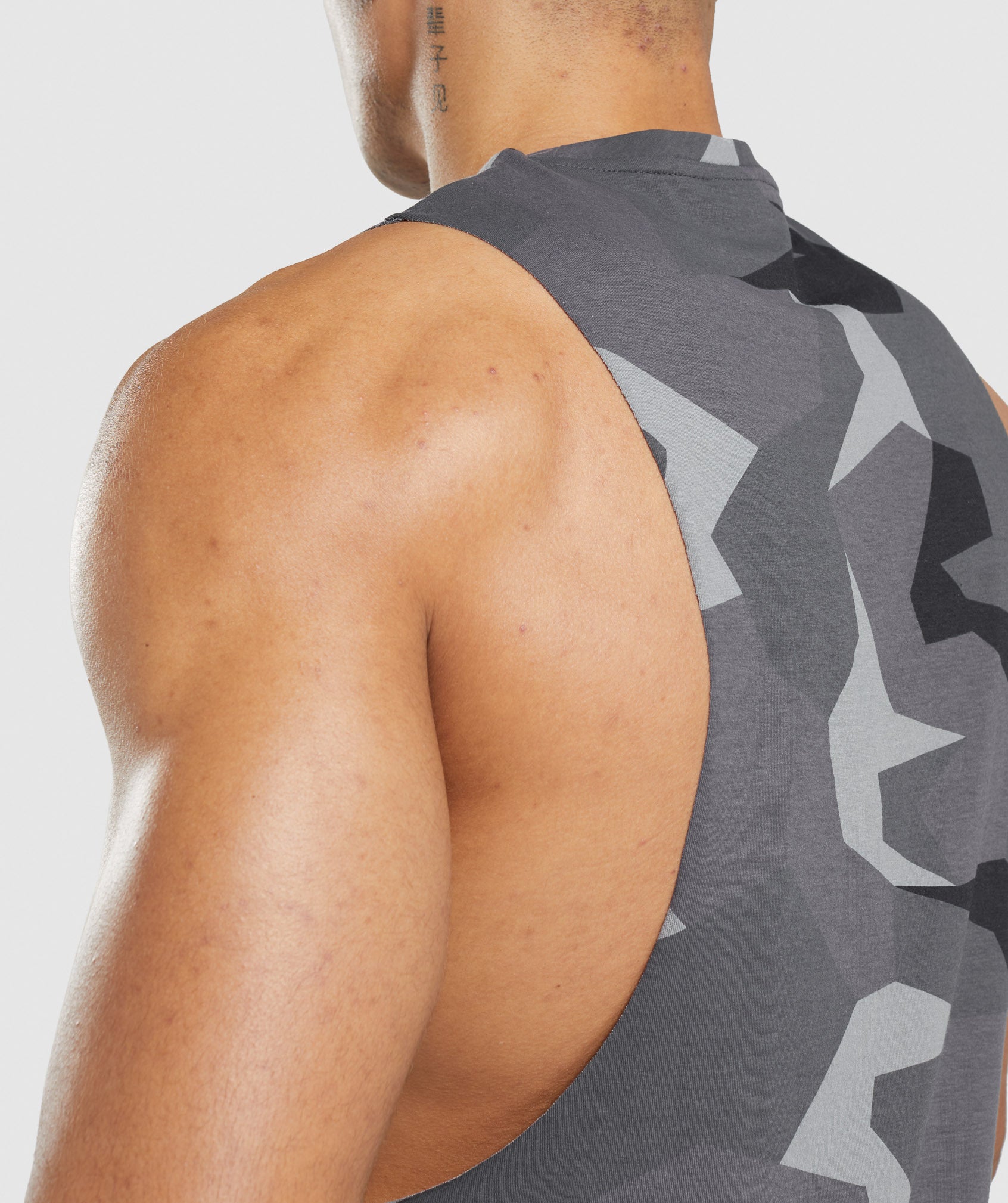 Black Men's Gymshark Critical Drop Arm Tanks | MJQYKC-361