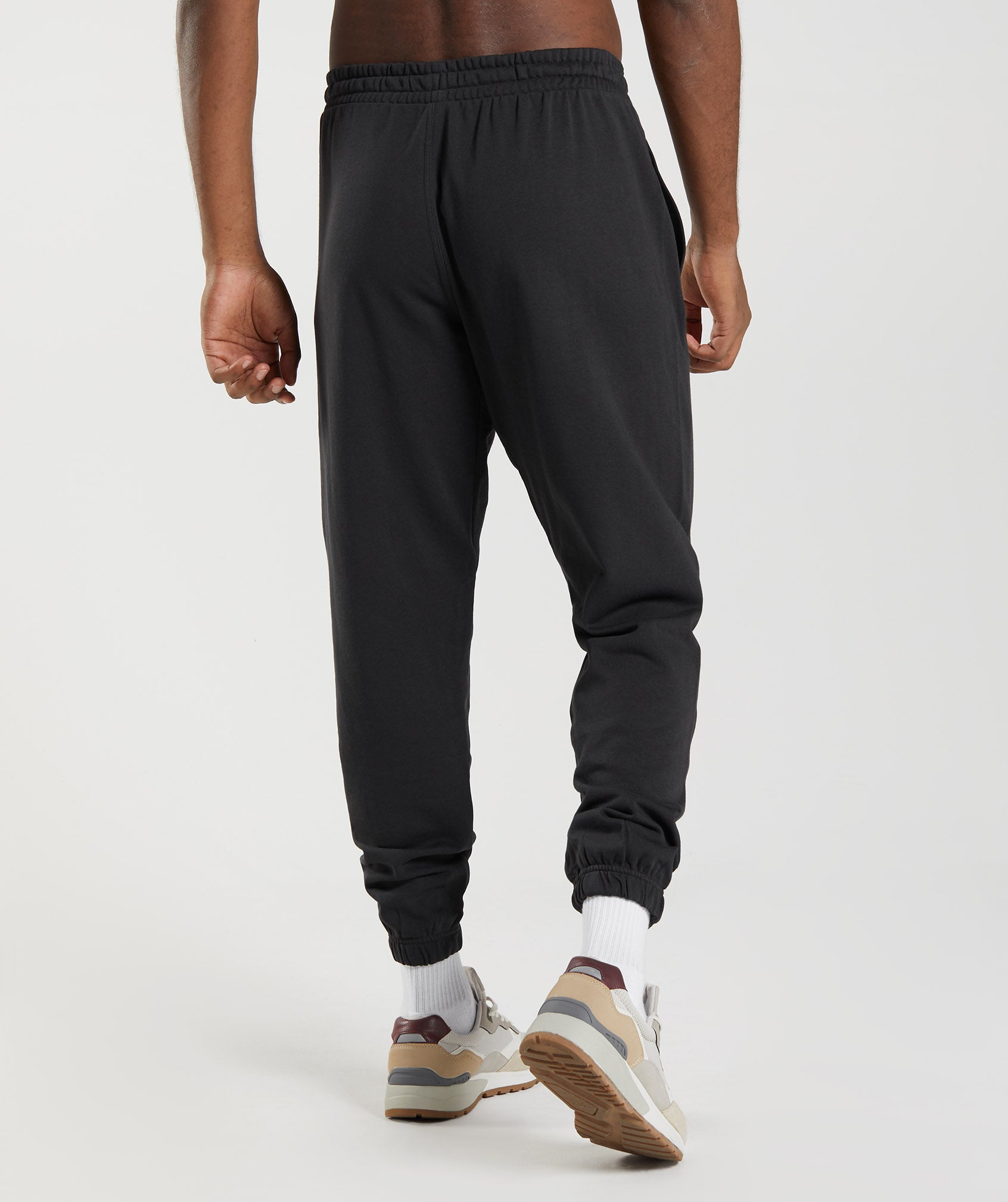 Black Men's Gymshark Essential Oversized Jogger | MZXDLG-934