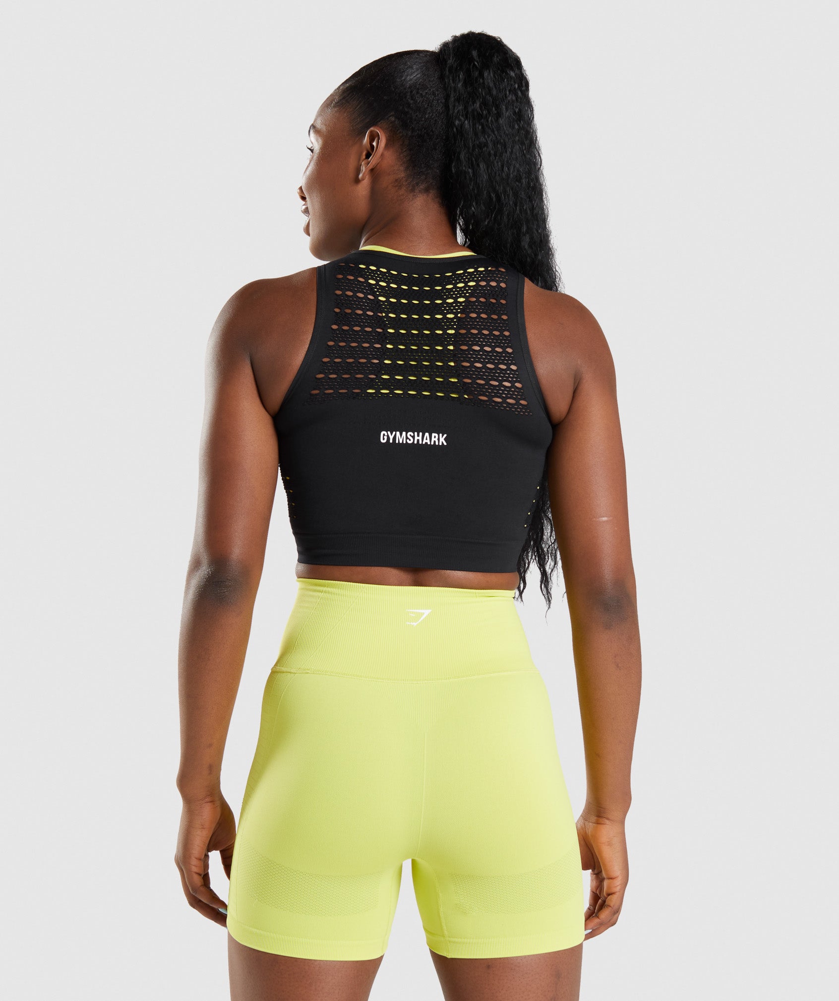 Black Women's Gymshark Energy Seamless Crop Tops | QJIVWX-570