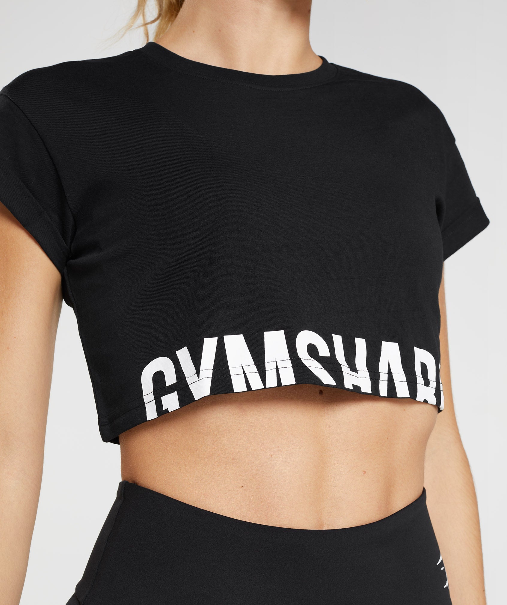 Black Women's Gymshark Fraction Crop Tops | FPBKMC-842