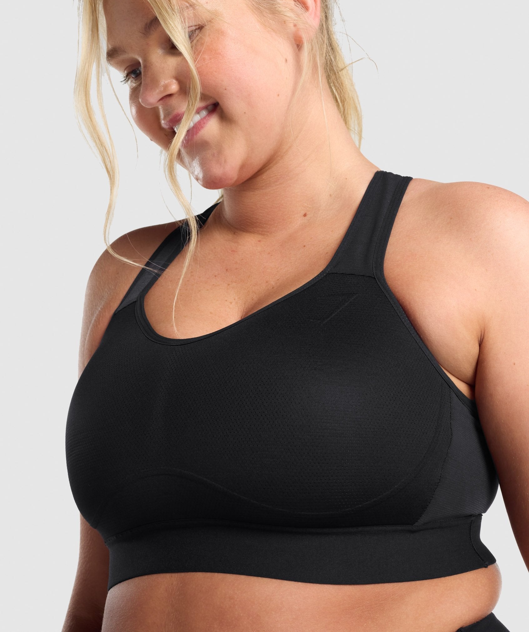 Black Women's Gymshark Lightweight High Support Sports Bra | NTAXMW-851