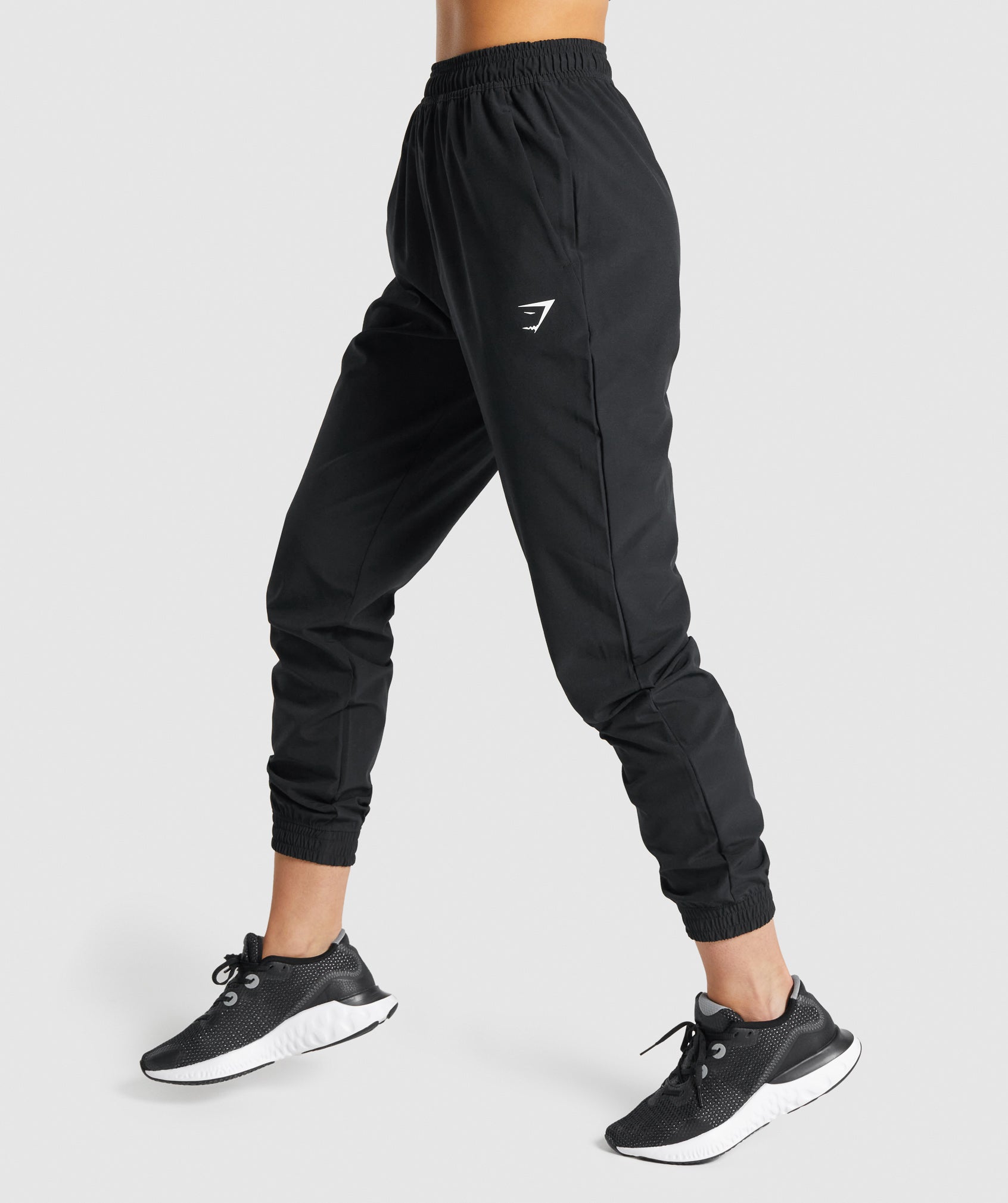 Black Women's Gymshark Training Woven Jogger | UQIJEN-862