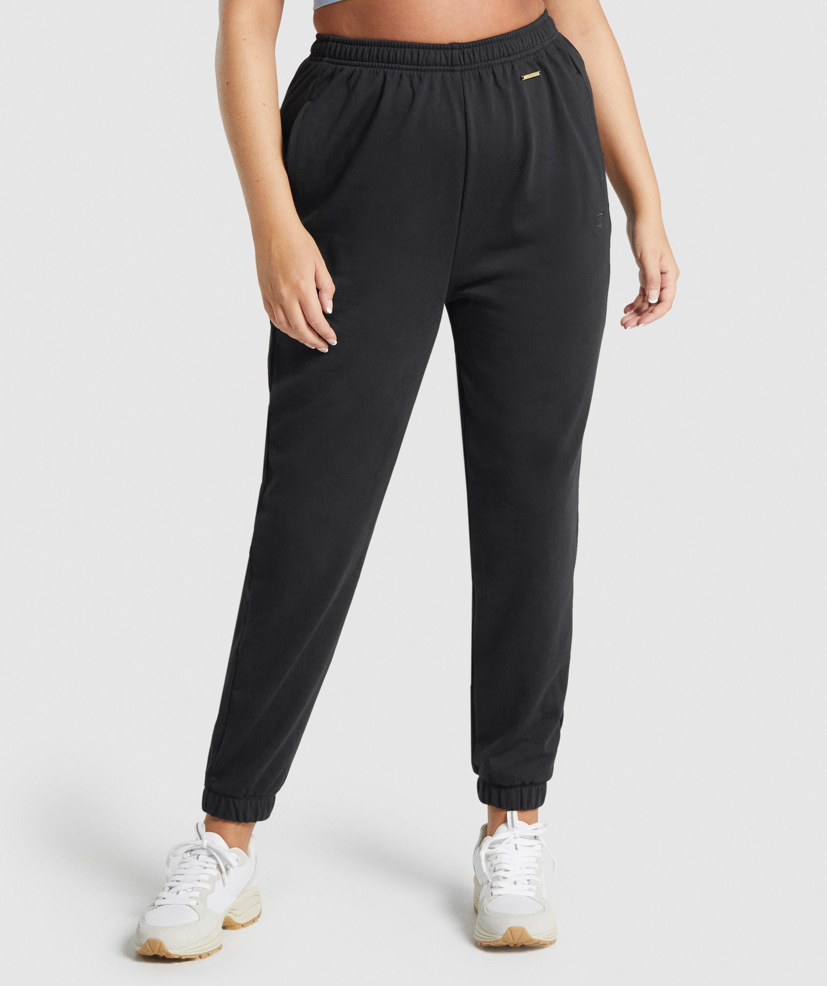 Black Women\'s Gymshark Whitney Loose Jogger | JFNGBV-268