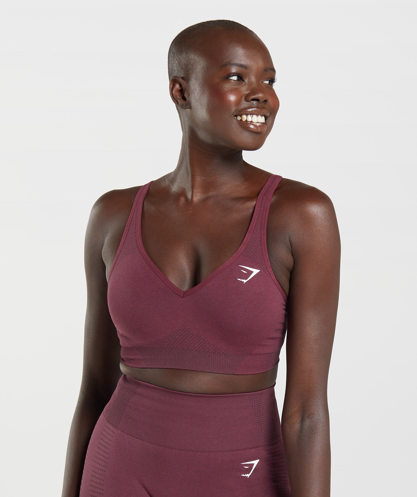 Burgundy Women\'s Gymshark Vital Seamless 2.0 V Neck Sports Bra | QMRGVX-098