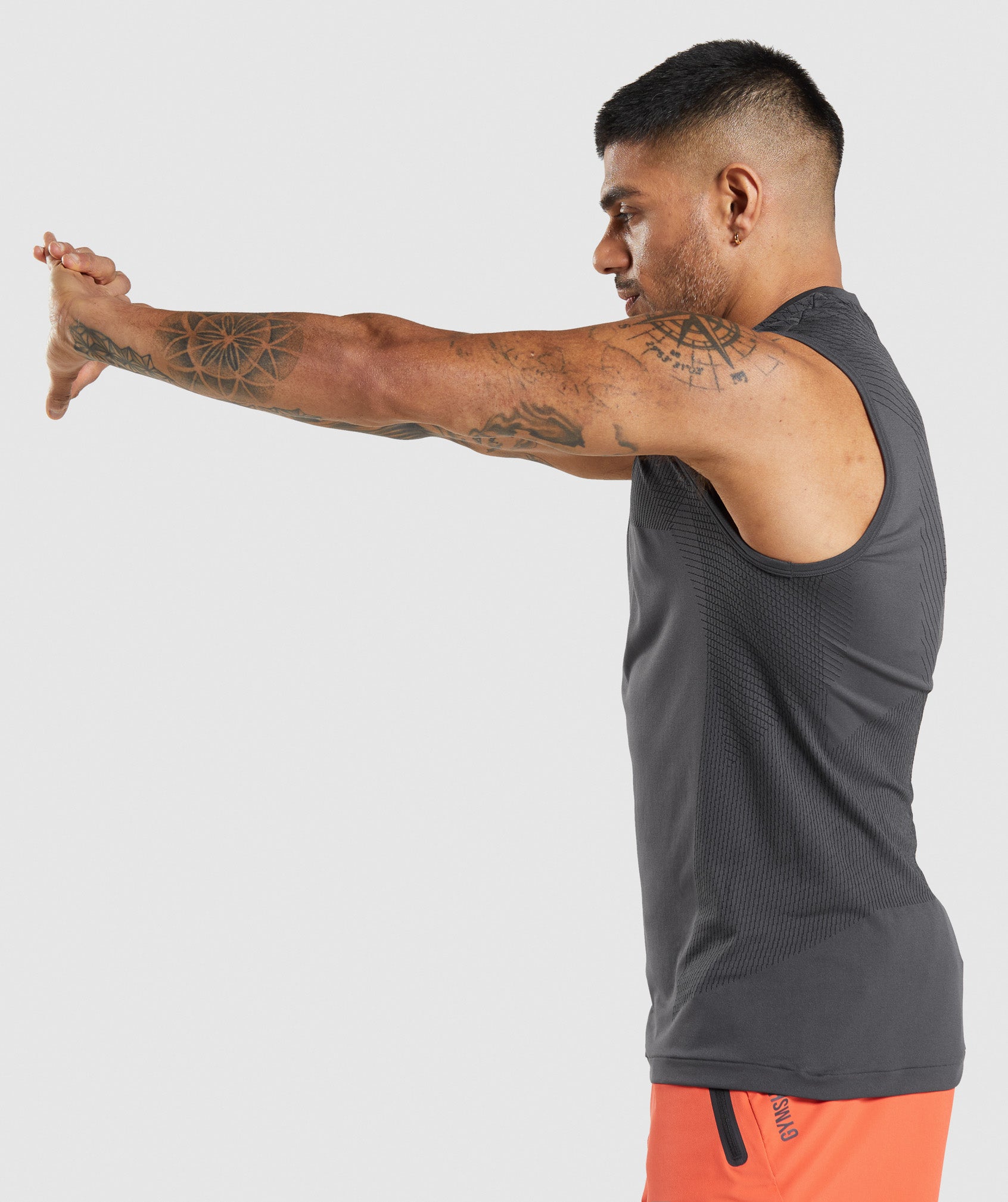 Dark Grey Men's Gymshark Apex Seamless Tanks | CYAWIK-652