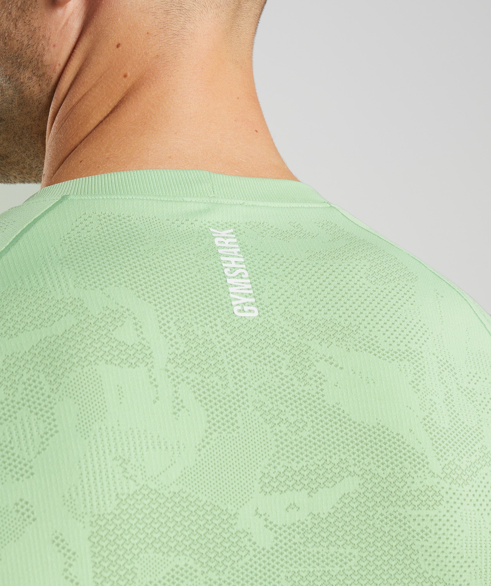 Green Men's Gymshark Geo Seamless T Shirts | ITHKSX-496