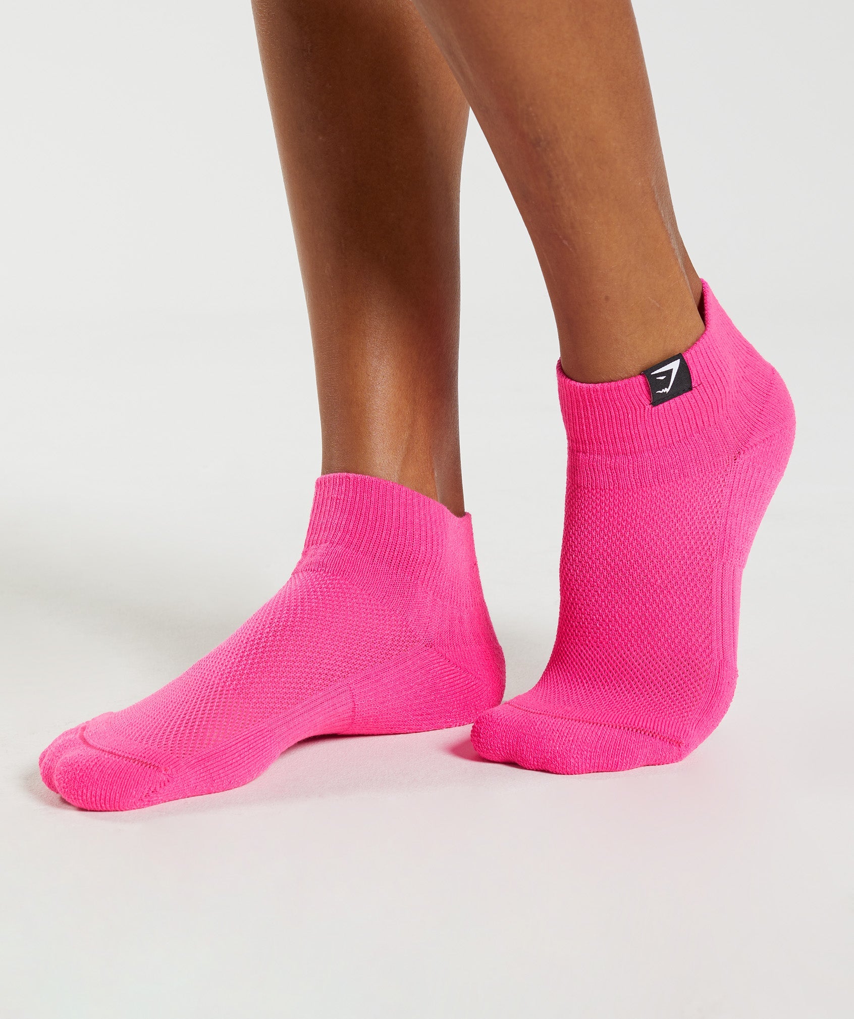 Green / Pink / Fuchsia Men's Gymshark Woven Tab Sneaker 3pk Socks | SUVREA-240