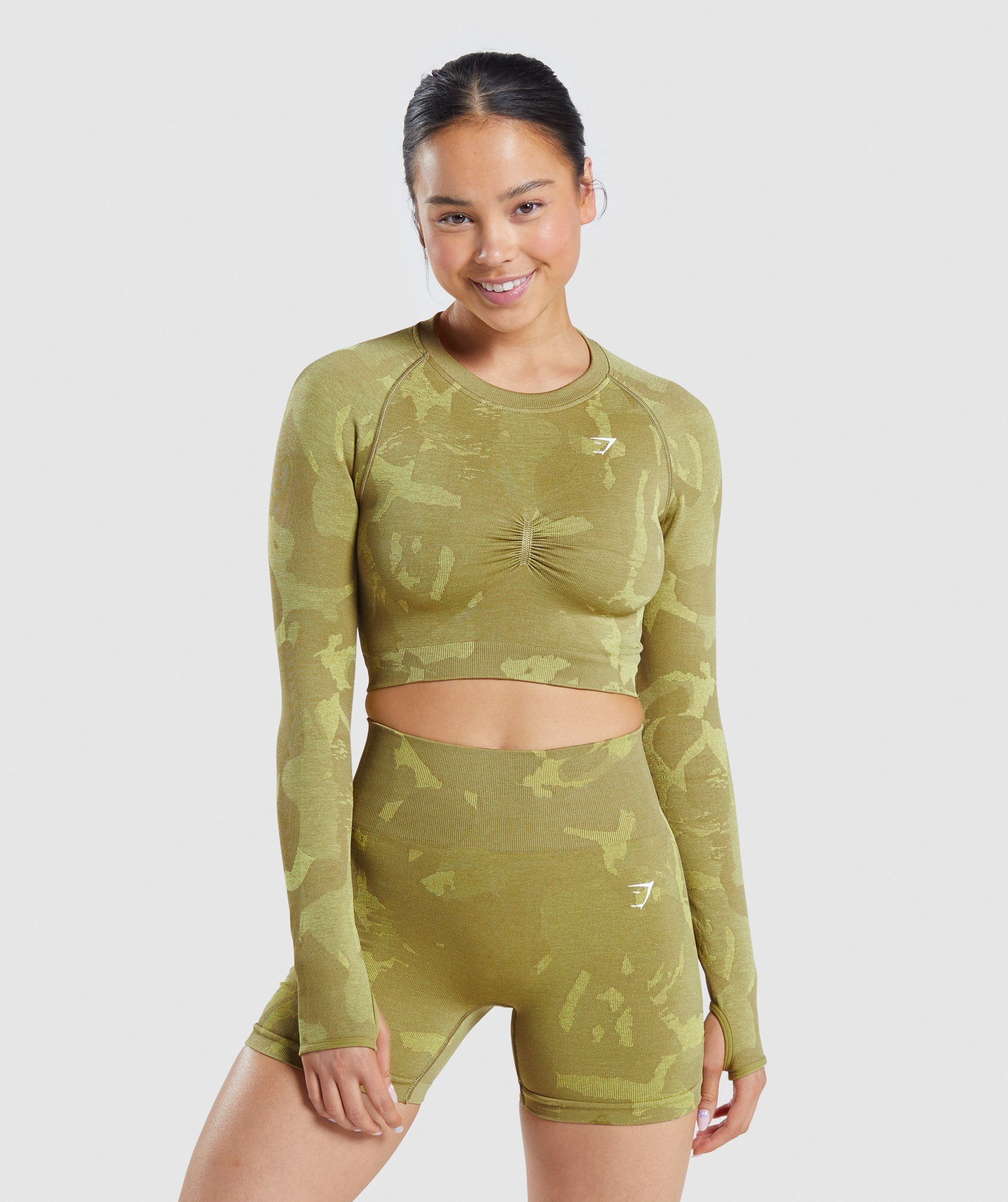 Green Women\'s Gymshark Adapt Camo Seamless Long Sleeve Crop Tops | YGBKWL-458