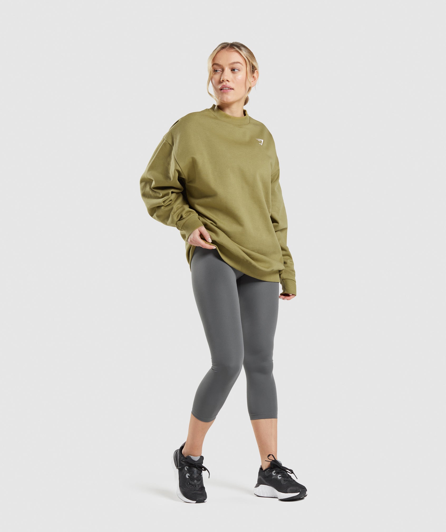 Green Women's Gymshark Training Oversized Sweatshirts | MJNOEC-258