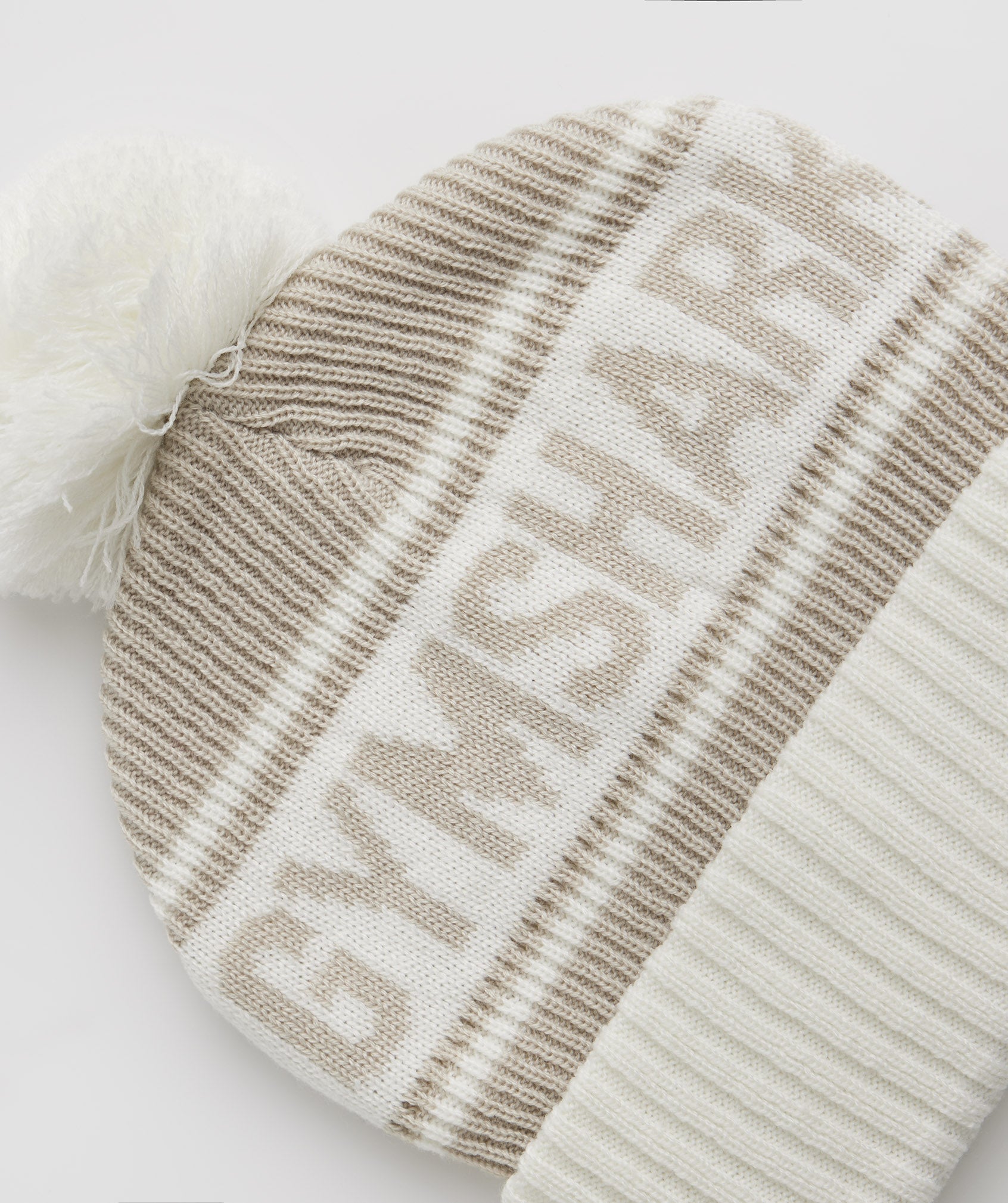 Grey / White Men's Gymshark Pom Beanie Hats | YPQJTV-874