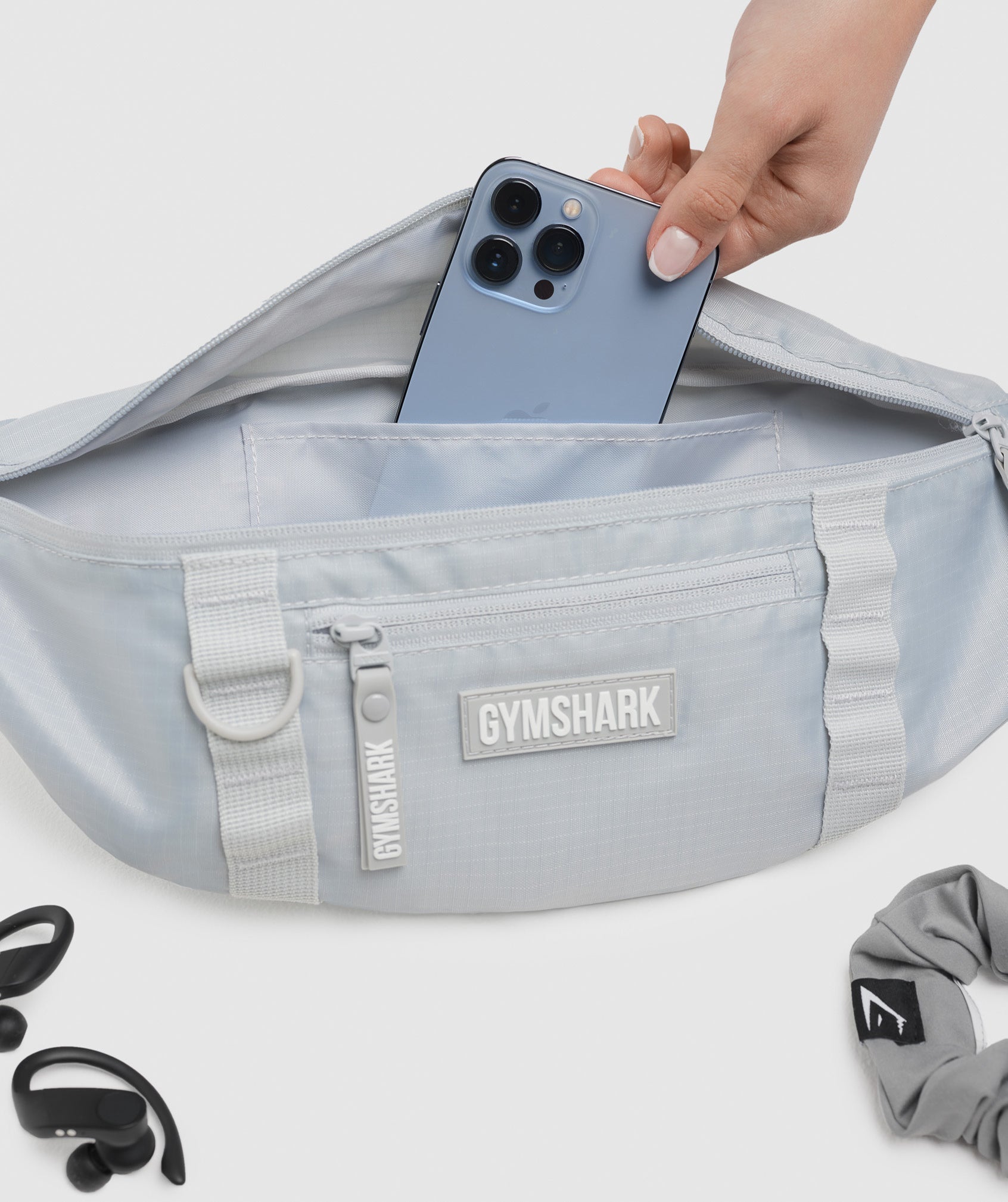 Light Grey Women's Gymshark Sleek Sling Bags | ZCNRQY-671