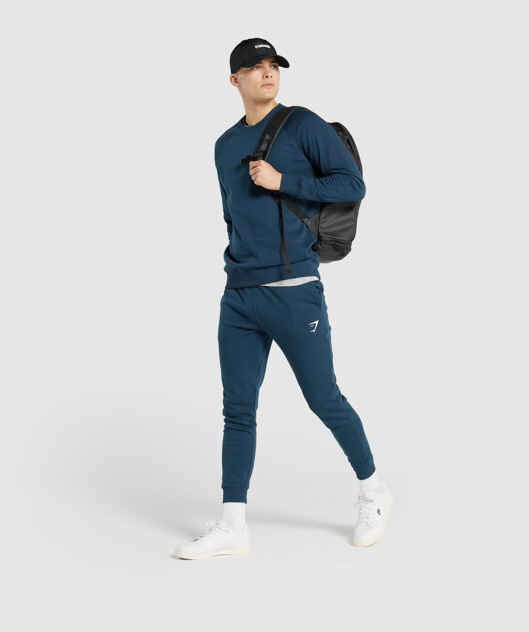 Navy Men's Gymshark Crest Jogger | OJBIET-631