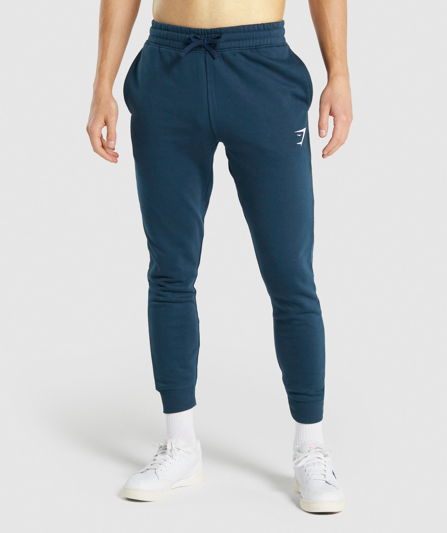 Navy Men\'s Gymshark Crest Jogger | OJBIET-631