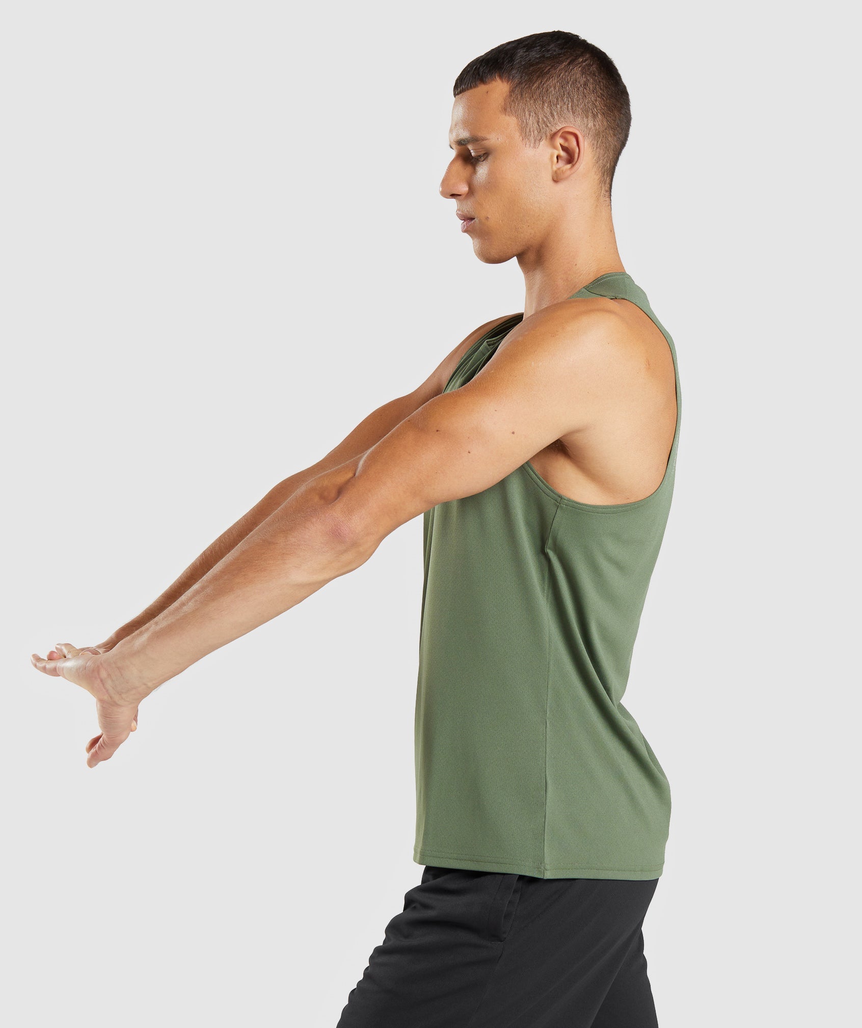 Olive Men's Gymshark Arrival Tanks | YBZRGW-928