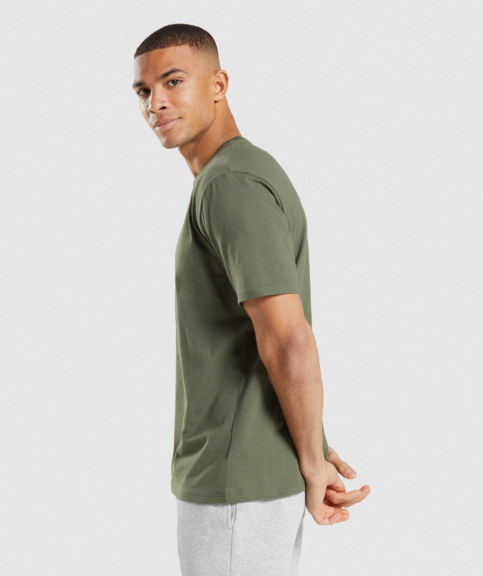 Olive Men's Gymshark Crest T Shirts | WLUKQE-543