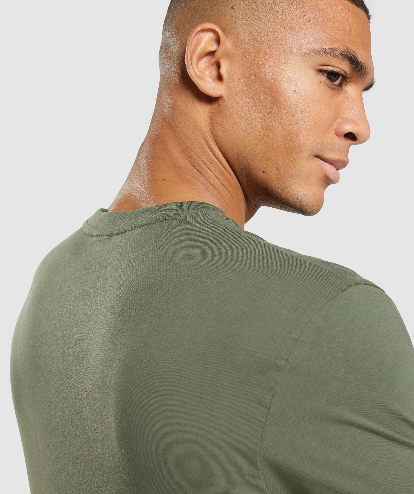 Olive Men's Gymshark Crest T Shirts | WLUKQE-543