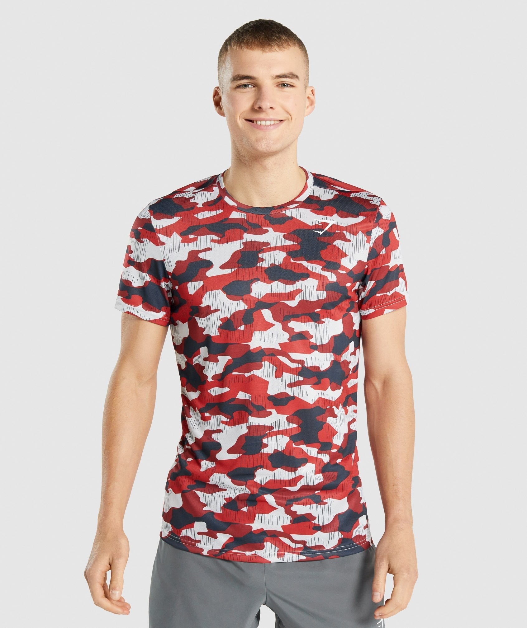 Red Men\'s Gymshark Arrival T Shirts | LUBHKA-570