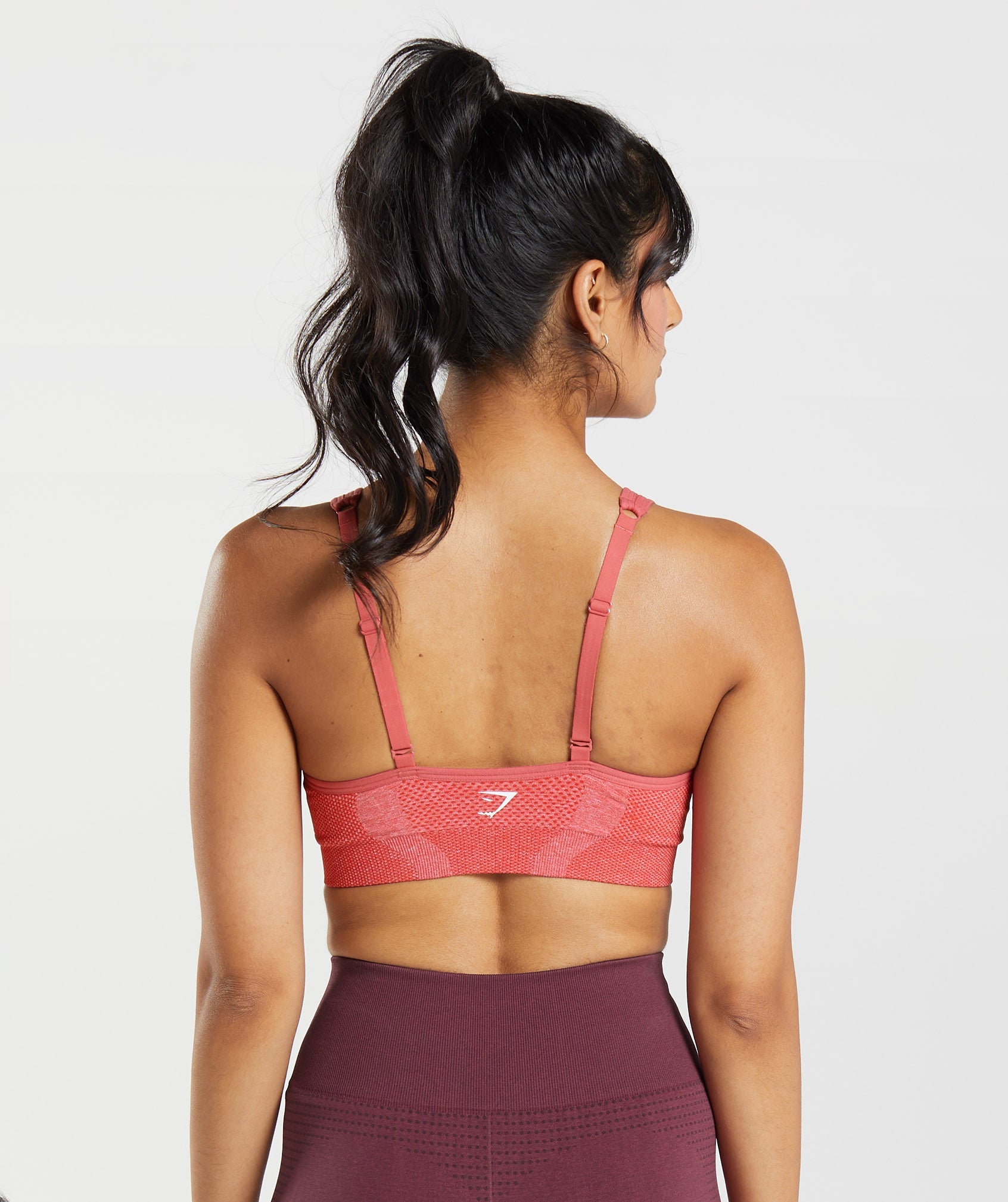 Red Women's Gymshark Vital Seamless 2.0 V Neck Sports Bra | TRPJSO-547