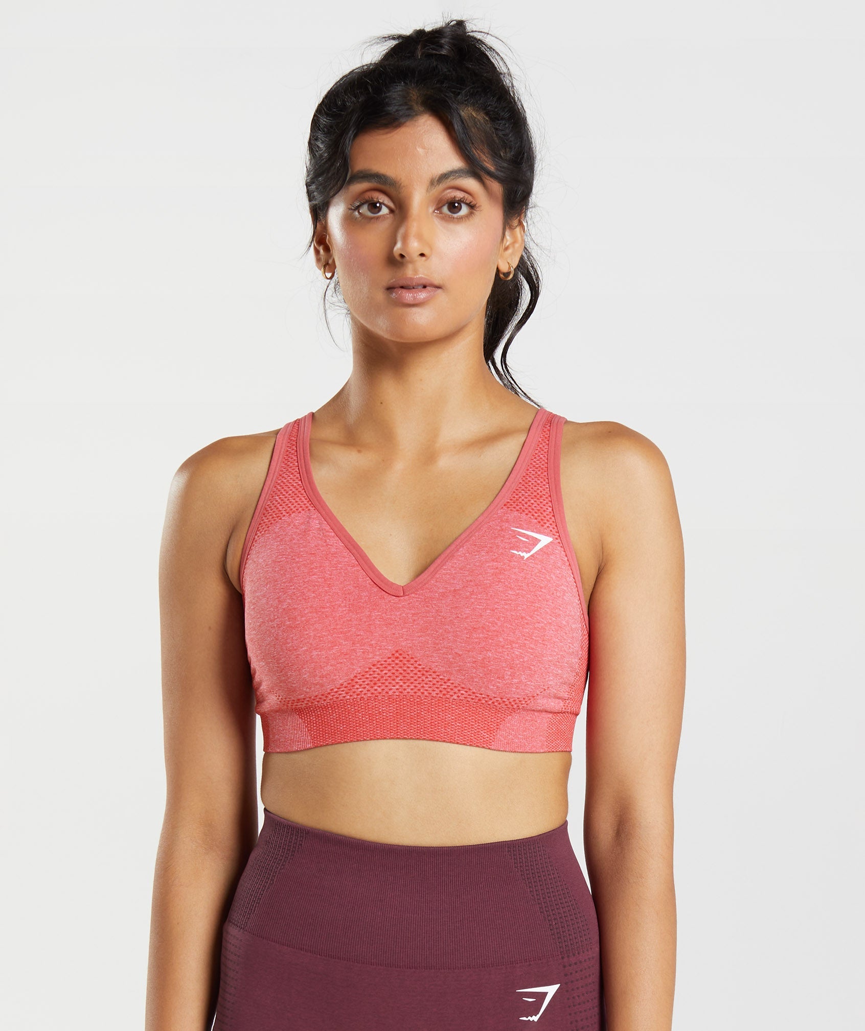 Red Women\'s Gymshark Vital Seamless 2.0 V Neck Sports Bra | TRPJSO-547