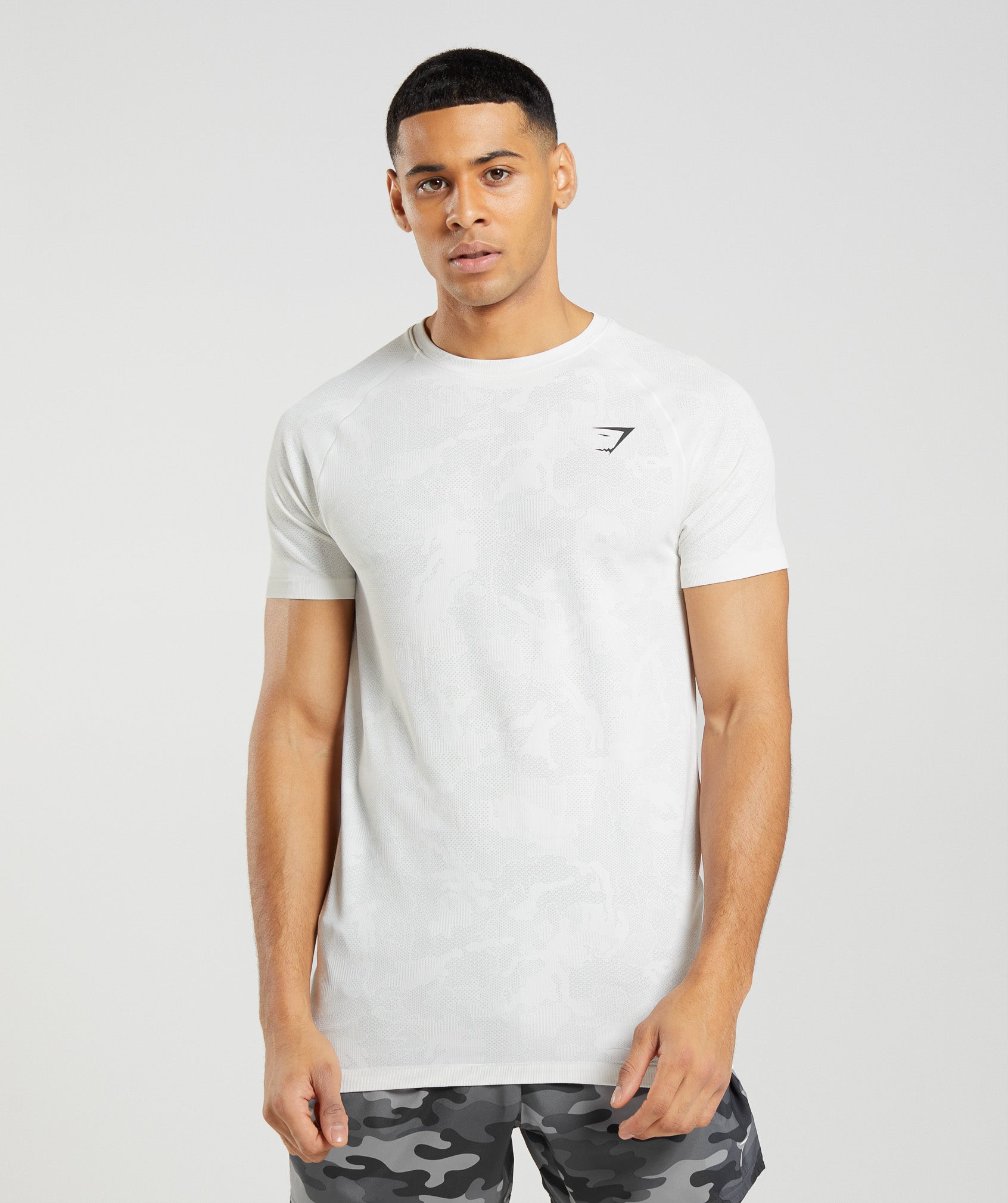 White / Light Grey Men\'s Gymshark Geo Seamless T Shirts | KERAOD-301