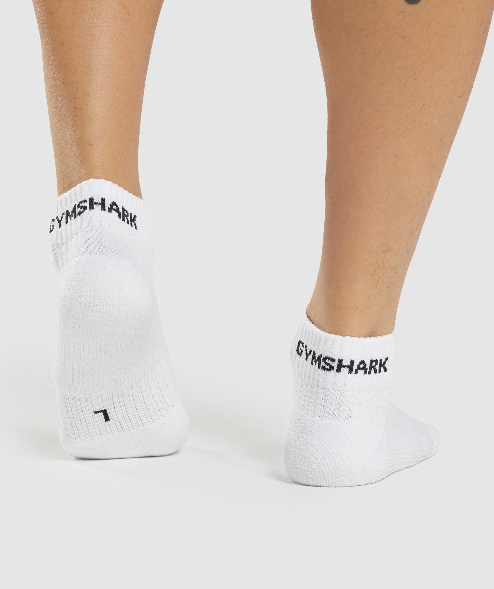 White Men's Gymshark Jacquard Quarter 3Pk Socks | JLVRCF-784