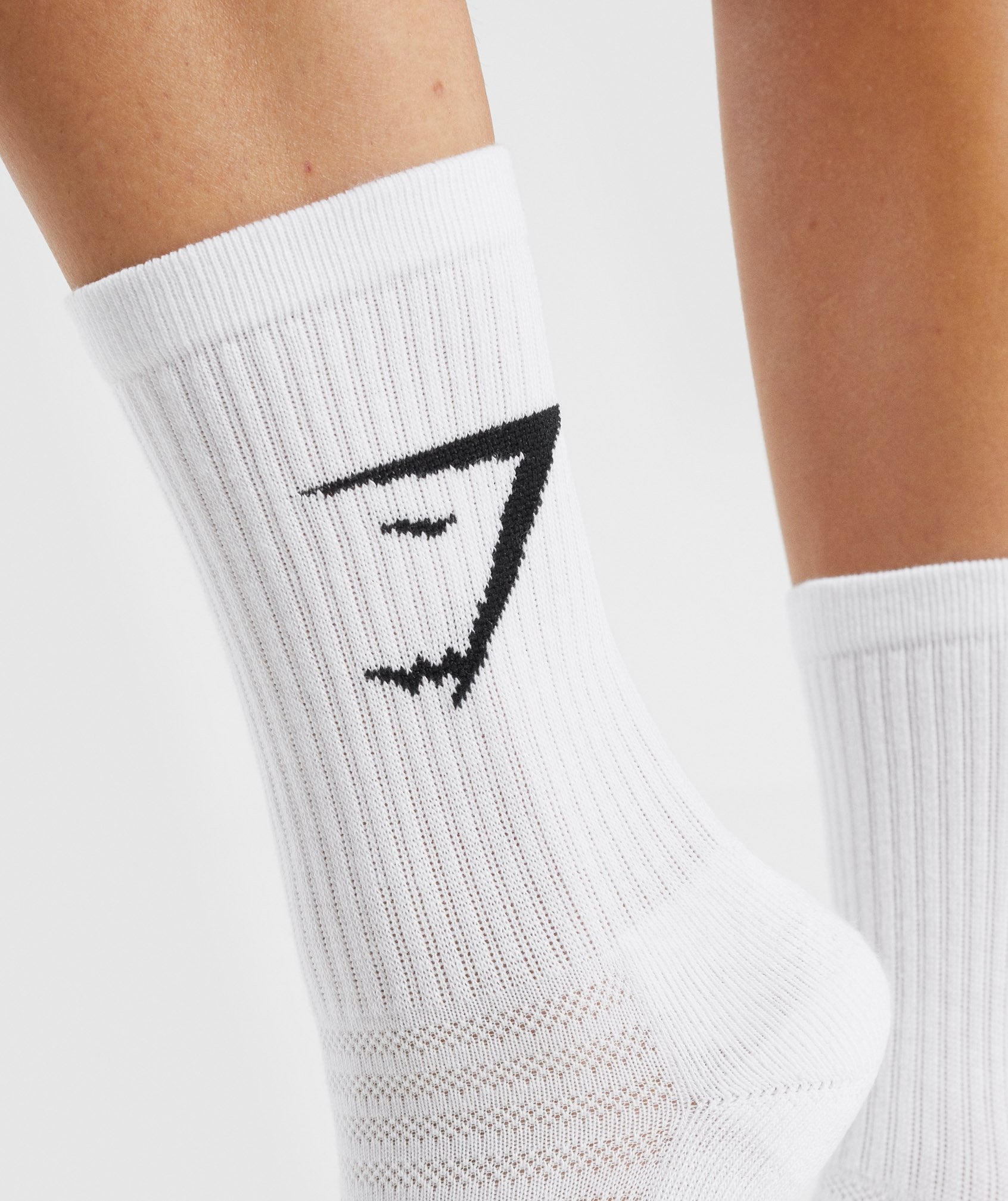 White Women's Gymshark Crew 3pk Socks | FCKBYP-297